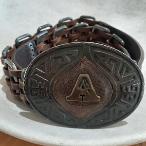 Apartment Belt A Buckle Genuine Leather Band With Metal Links Size 34